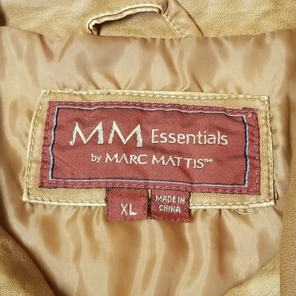 Mm Essentials Jacket - image 3
